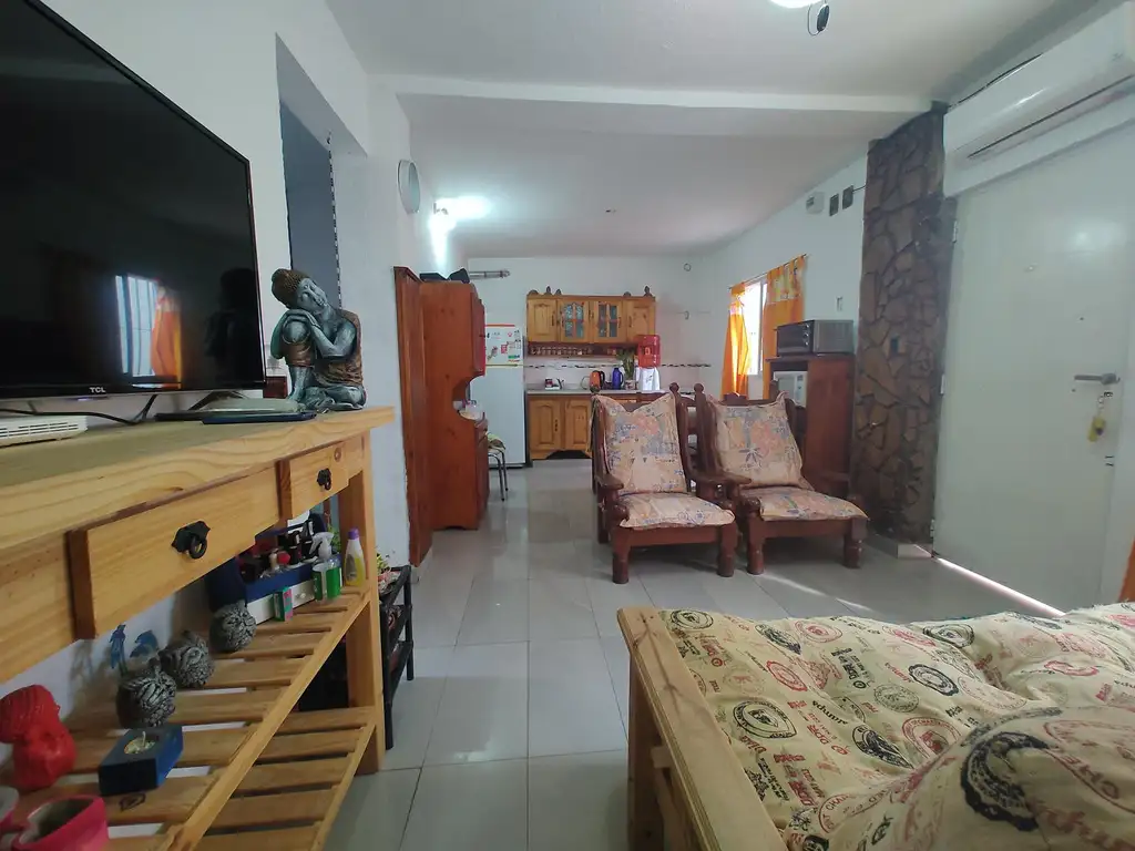 Venta Departamento dos ambientes  Hurlingam con terraza