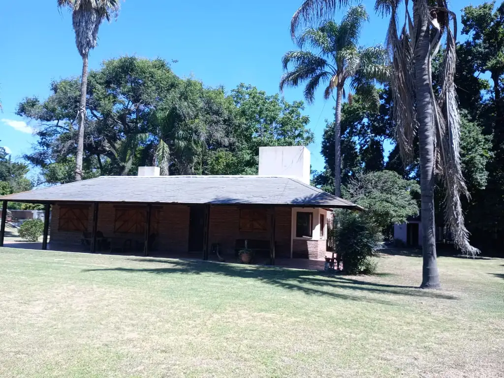 ALQUILER DE CASA QUINTA CON PILETA Y PARQUE DE 2 HECTAREAS ARBOLADO EN CARMEN DE ARECO