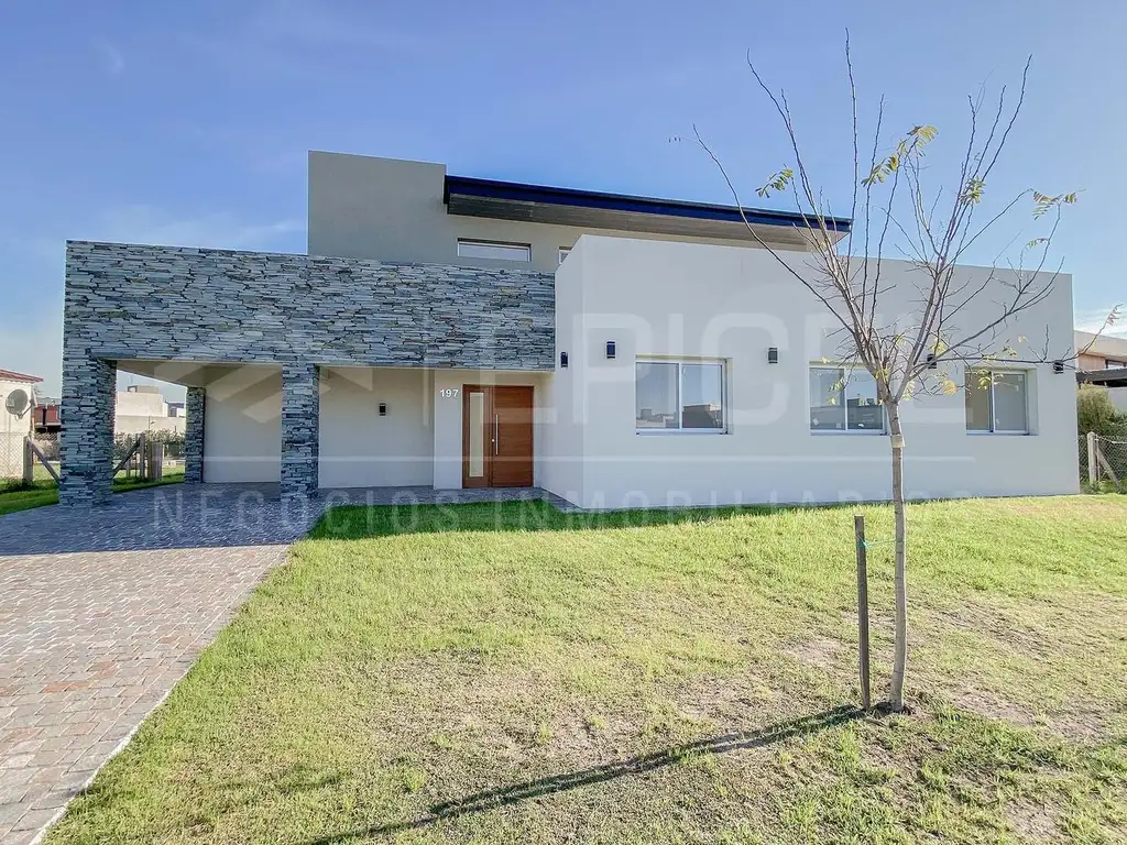 Casa a la venta 4 amb con piscina a estrenar - Santa Ines