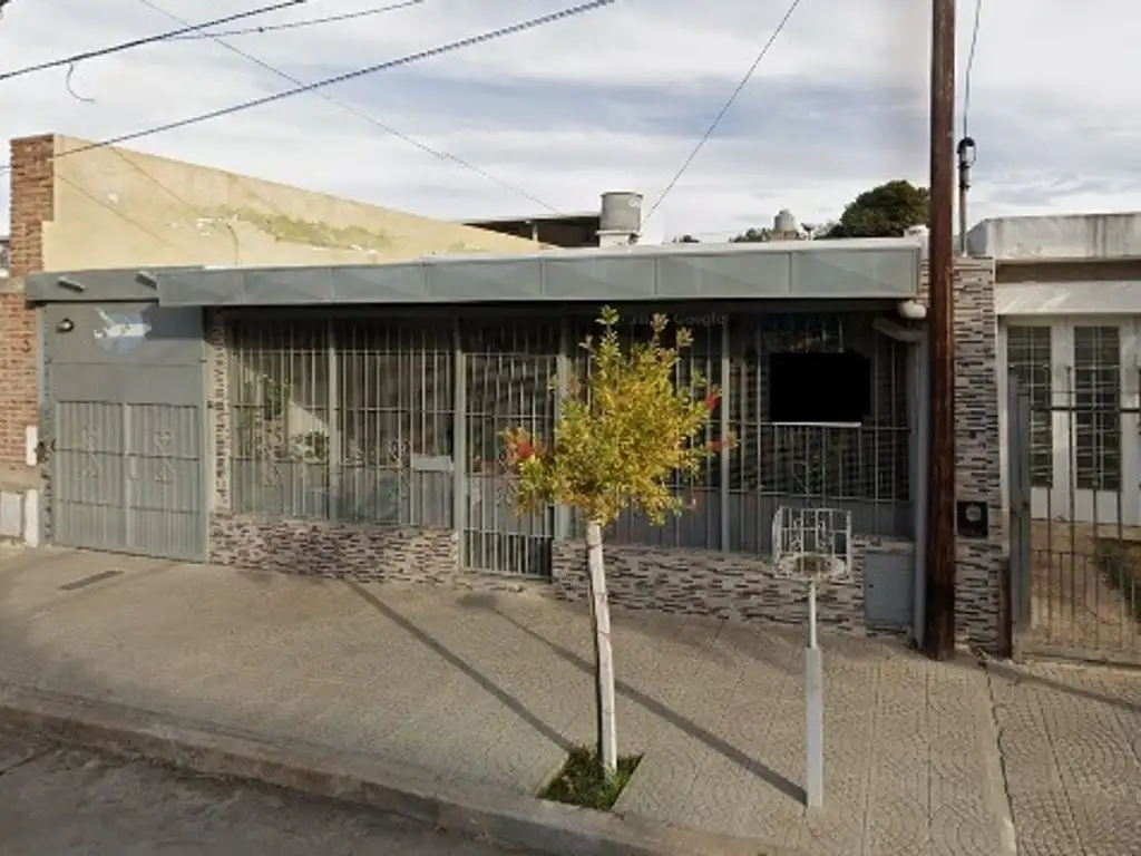 CASA VENTA ALTO ALBERDI 3 DORMITORIOS CBA CAP