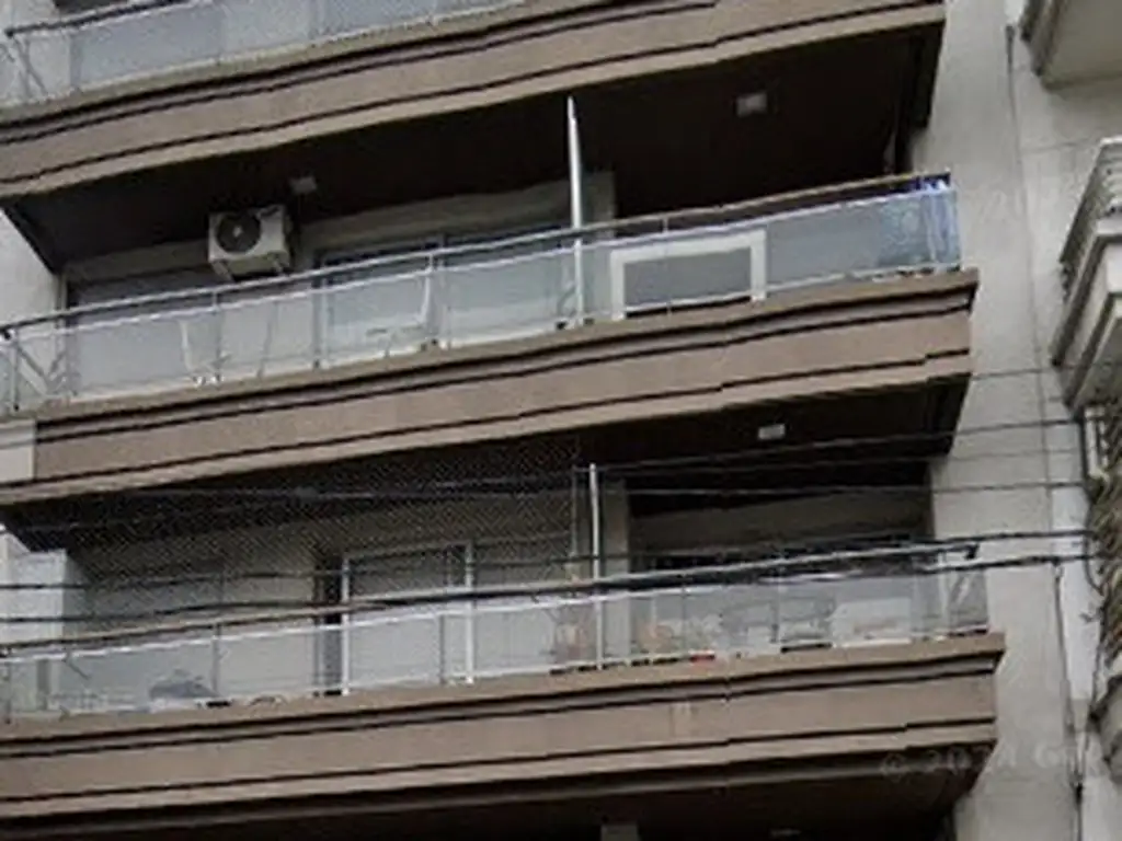 MONOAMBIENTE EN ALQUILER AL FRENTE BALCON