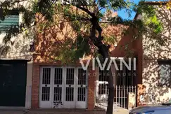 VENTA CASA 2 dormitorios 10 e/ 43 y 44 La Plata