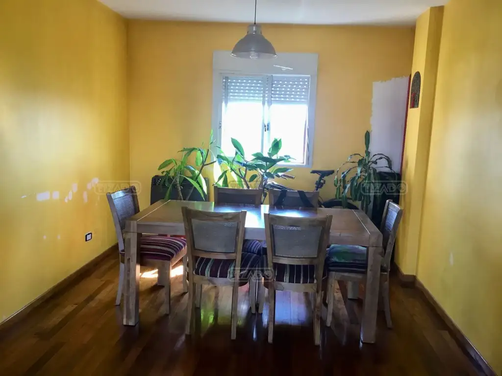 Departamento en Venta con cochera