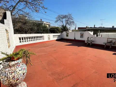 PH al frente - Patio, Terraza, Garaje - Corro al 300 - Loiacono Propiedades