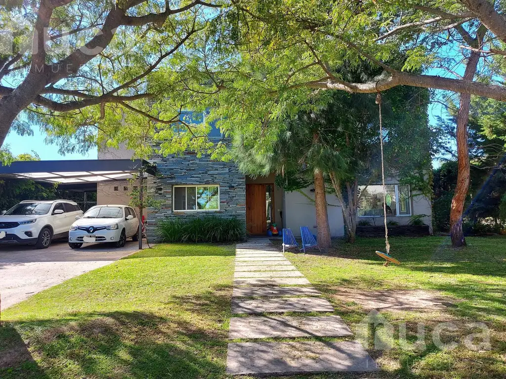 Casa en venta en Barrio Santa Teresa - Benavidez - Tigre