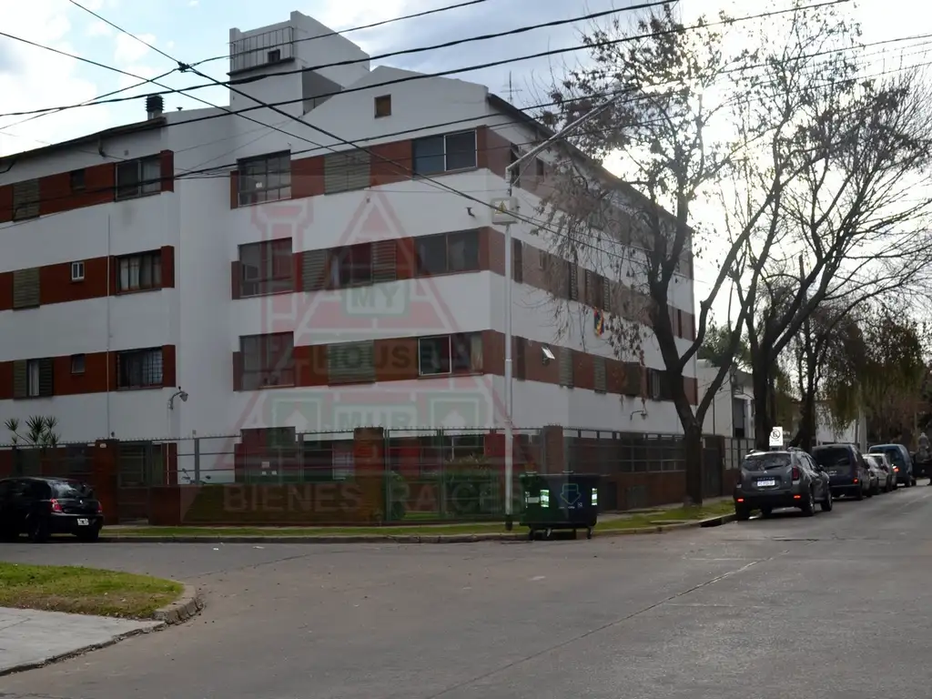 DEPARTAMENTO TRES AMBIENTES, VENTA EN BECCAR