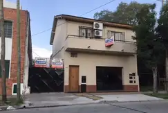 CASA MULTIFAMILIAR EN LANUS OESTE