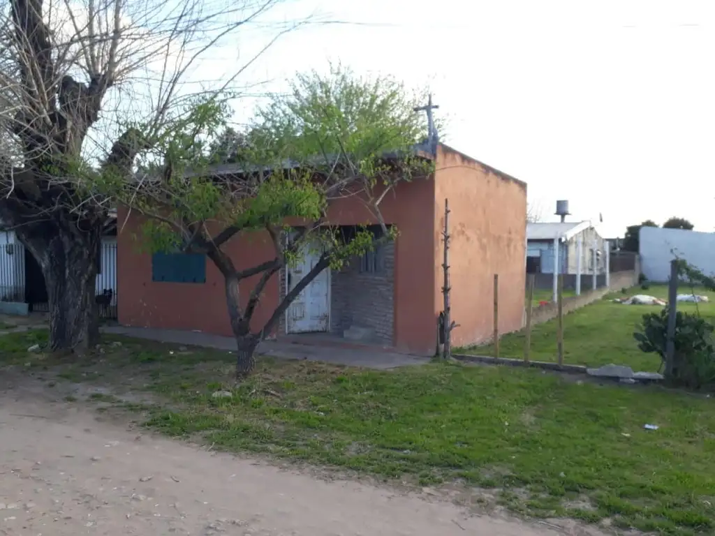 Tres (3) Casas en un mismo lote 20 x 36, Los Alamos Glew Alt