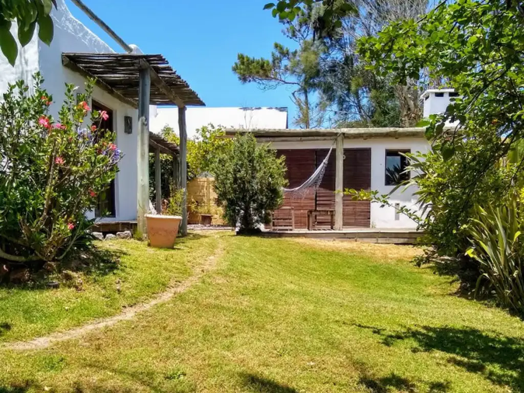 Casa en La Barra, Punta del Este cuatro dormitorios