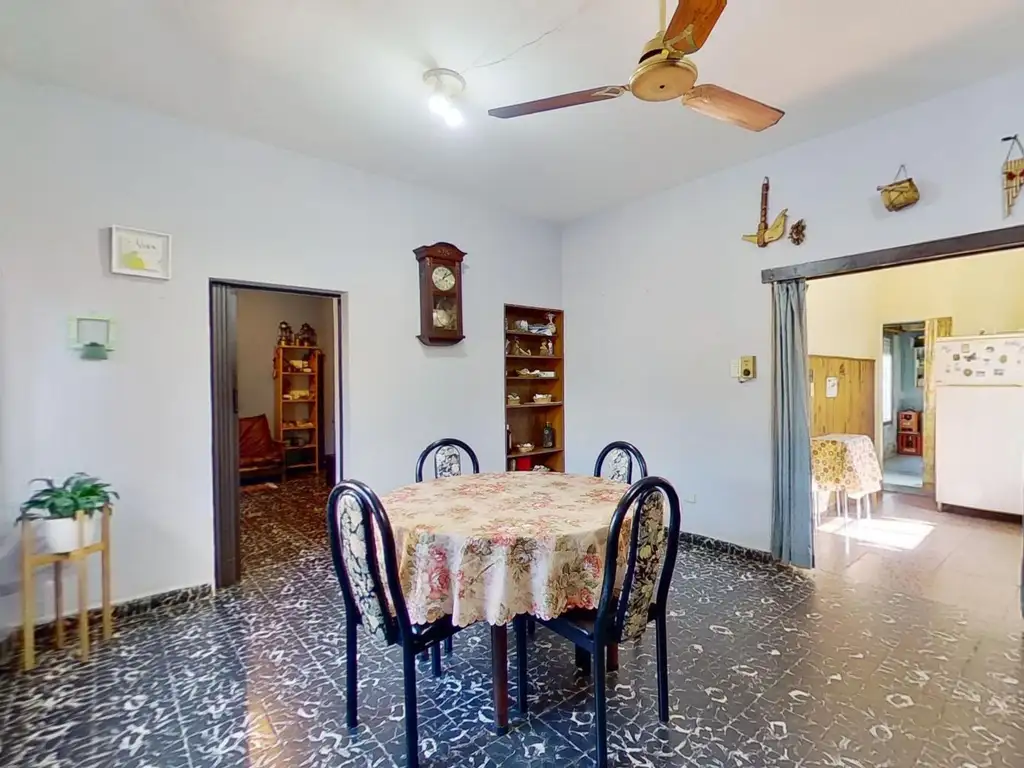 CASA 5 AMB EN VENTA IDEAL DOS FAMILIAS OPORTUNIDAD