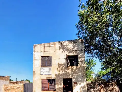 Casa - Venta - Argentina, San Justo - JUAN GAUNA 2700