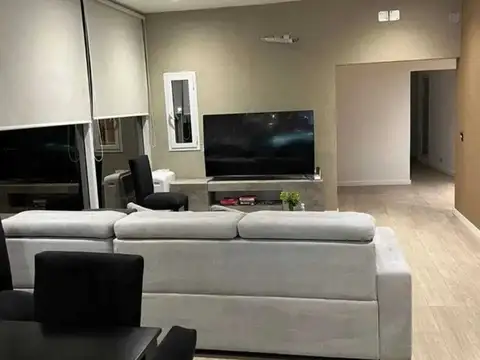 Casa en Alquiler Temporal con cochera