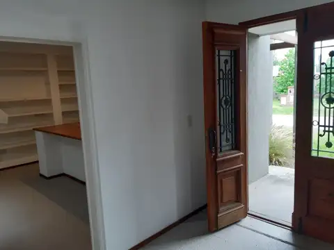 Casa en Venta - USD 240.000