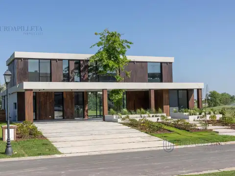 Casa en venta en Pilará a estrenar con vista al golf- La Calesa - Pilar