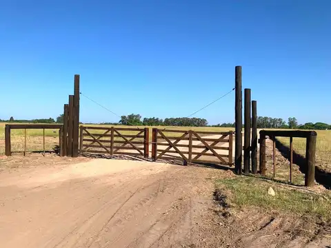 ¡OPORTUNIDAD! Terreno con el 70 % de Financiación - Navarro