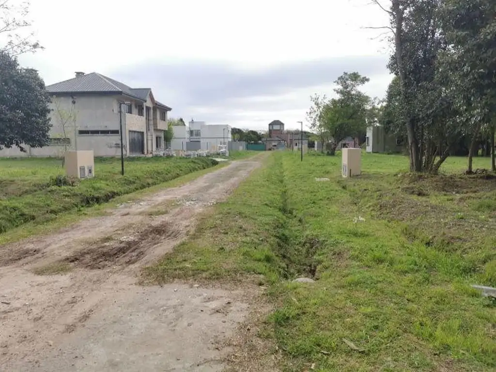 Terreno en venta - 630mts2 - Villa Elisa