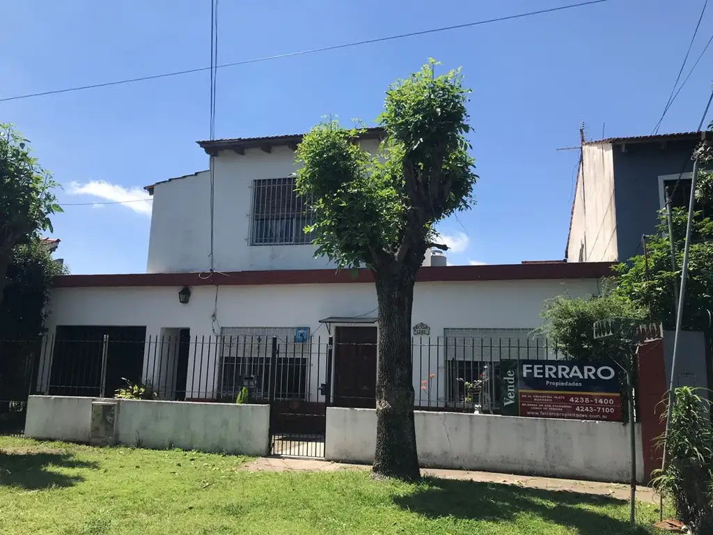 Casa 2 Plantas en Venta