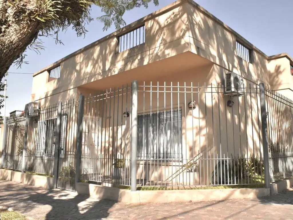 Casa en venta - Villa Ballester