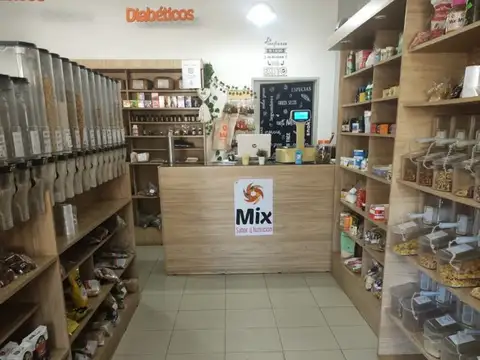 VENDO FONDO DE COMERCIO EN VILLA ELISA, RUBRO DIETETICA, EXCELENTE UBICACION  