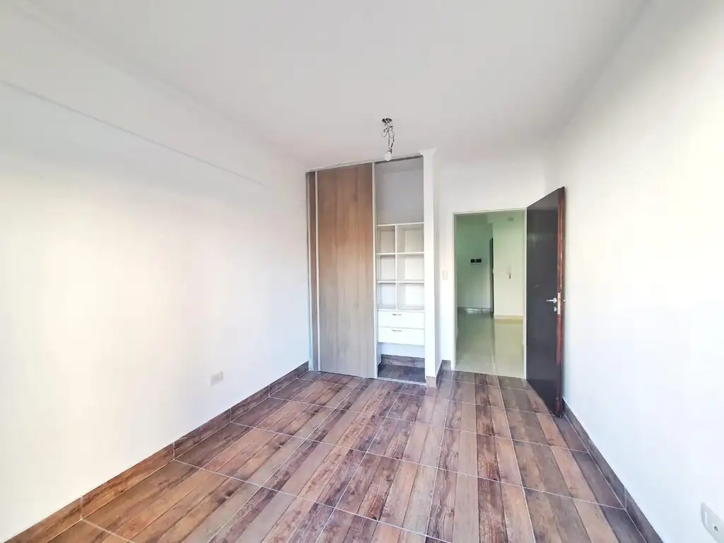 VENTA DEPARTAMENTO 3 AMB 51 M2 BALCON VALENTIN ALSINA LANUS