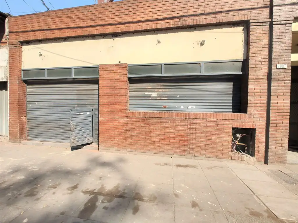 LOCAL  - QUILMES OESTE - VENTA O ALQUILER