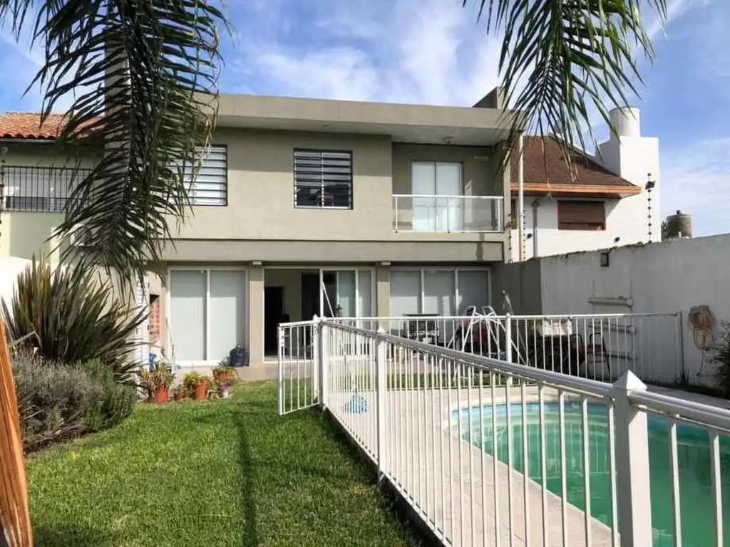 Casa  en Venta ubicado en Bernal Oeste, Bernal, Quilmes