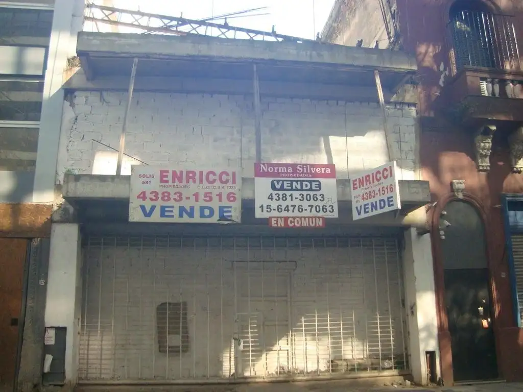 VENTA TERRENO,  FRENTE A UADE,  PLANOS APROBADOS EDIFICIO 11 PISOS.