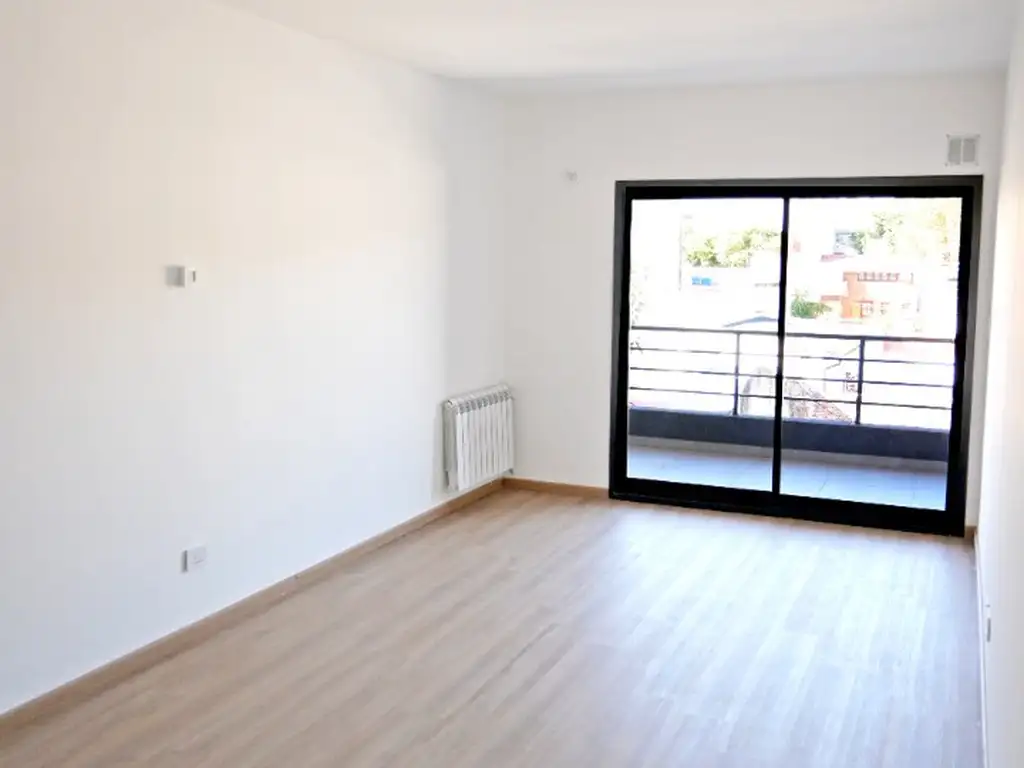 Venta Dpto. 2Amb. Villa Urquiza - C/ Balcón Aterrazado/Parrilla.