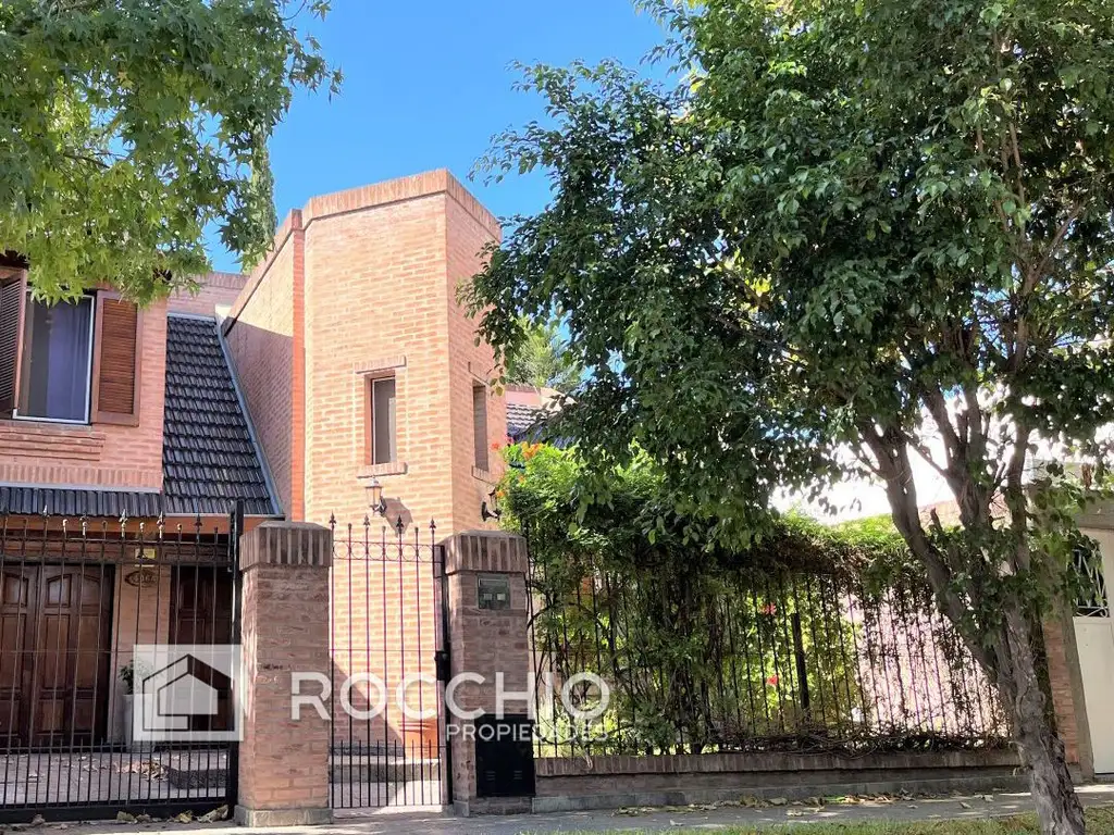 Venta de Casa 5 AMBIENTES en Villa Ballester, General San Ma