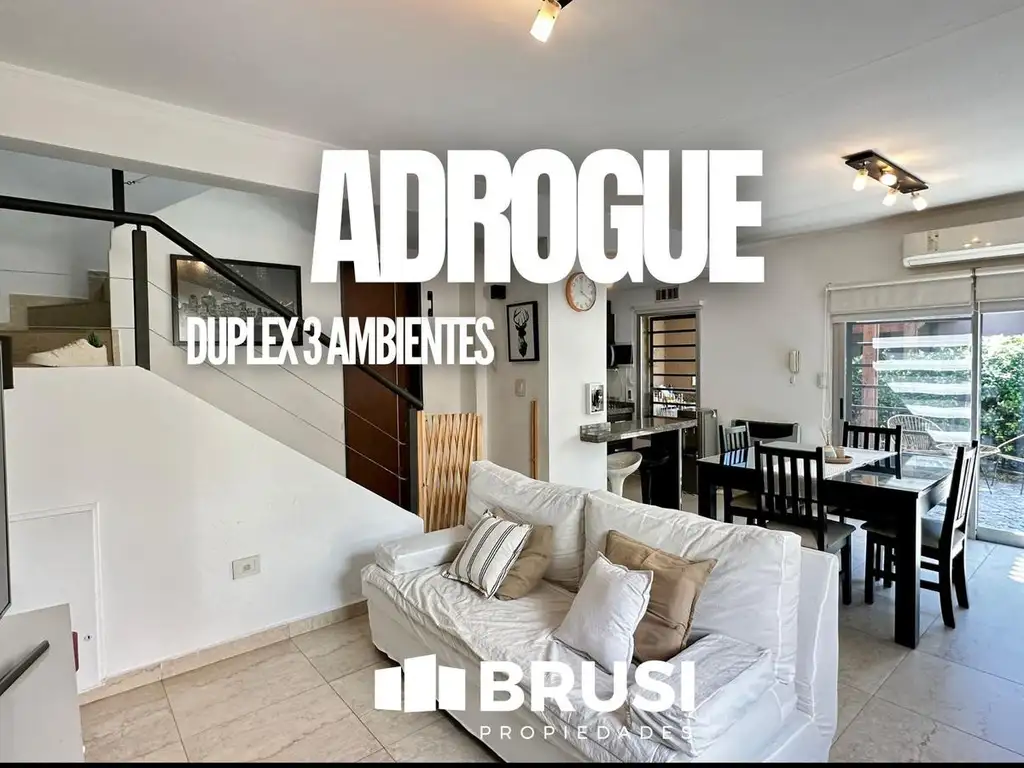 DUPLEX 3 ambientes en venta con cochera  en Adrogue