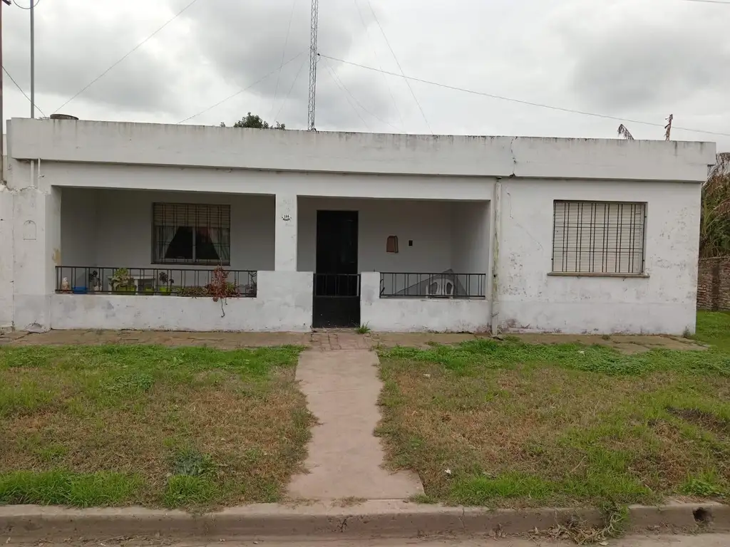 Casa en  Ayacucho 1400 (Maximo Paz)