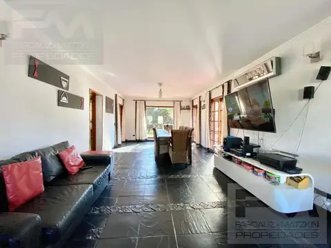 Casa en Venta con cochera