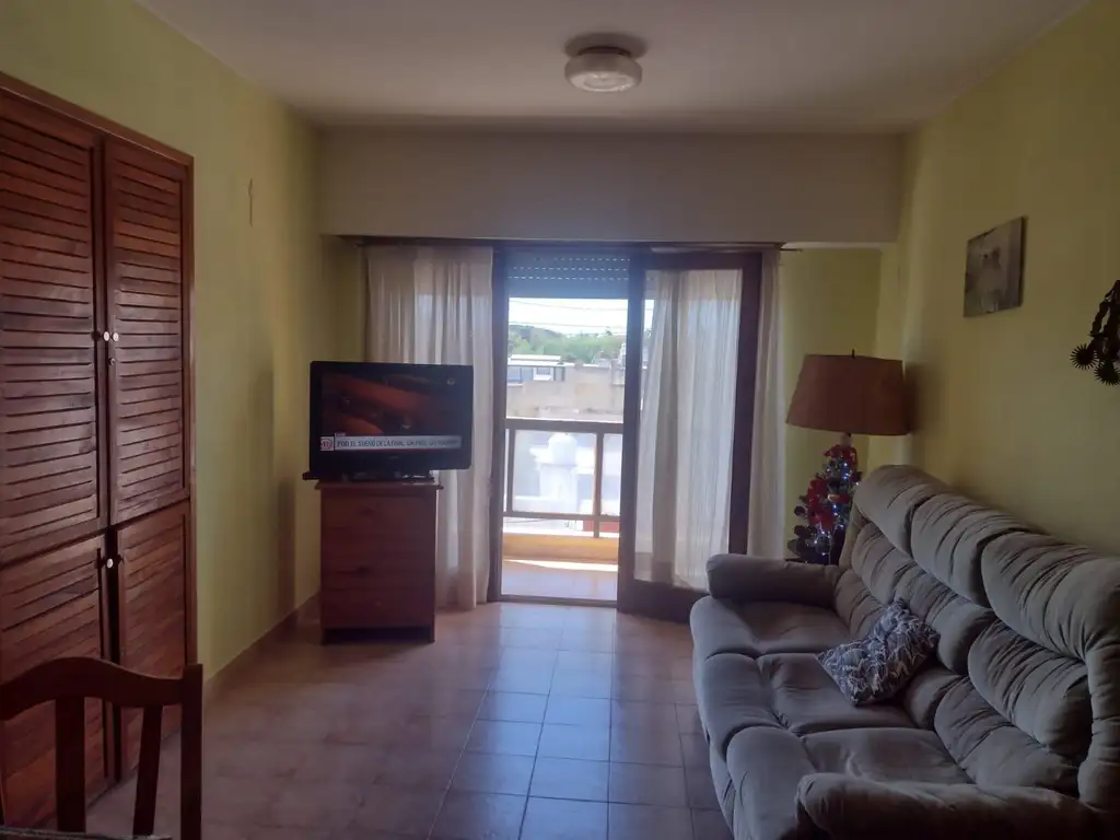 Departamento en venta - 2 Dormitorios 1 Baño - 54Mts2 - Mar de Ajó