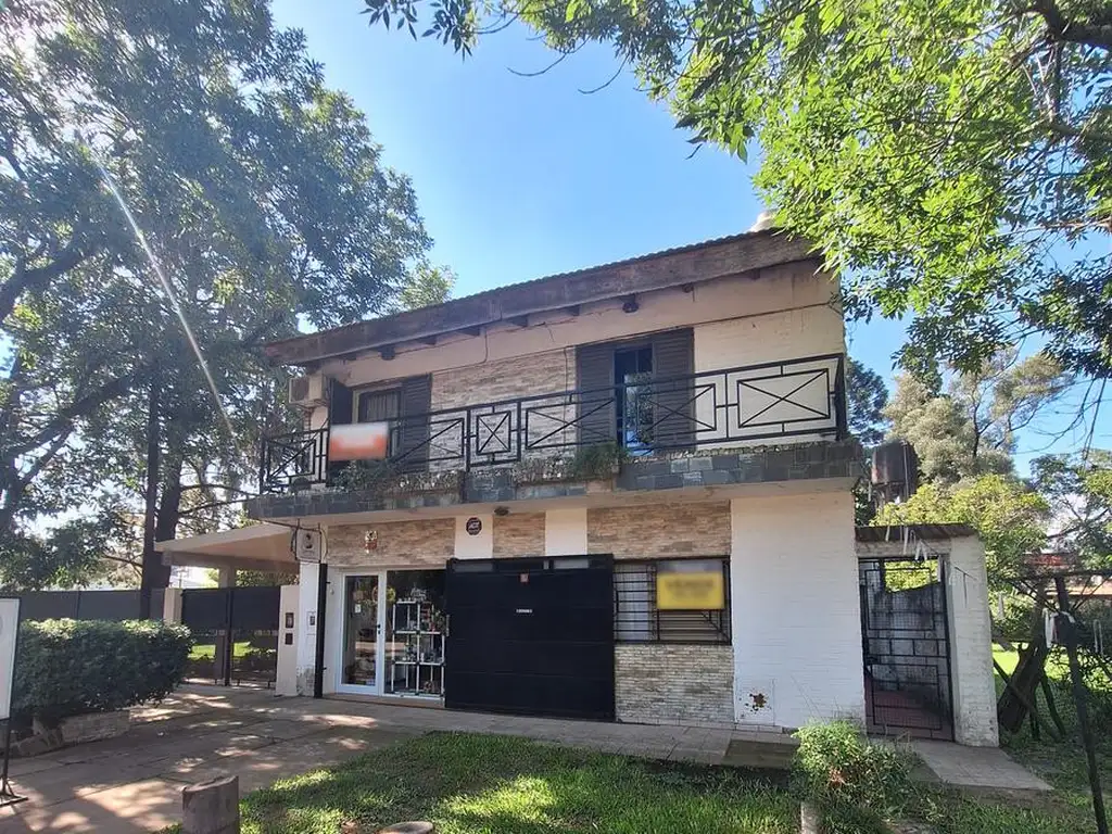 Casa y local comercial - Sargento Cabral 1500 - Funes | Venta