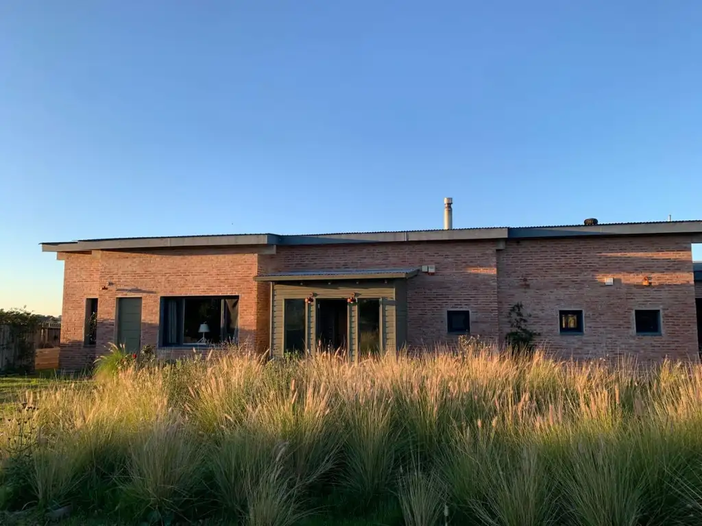 CASA EN PUEBLO MIO - ALQUILER TEMPORARIO