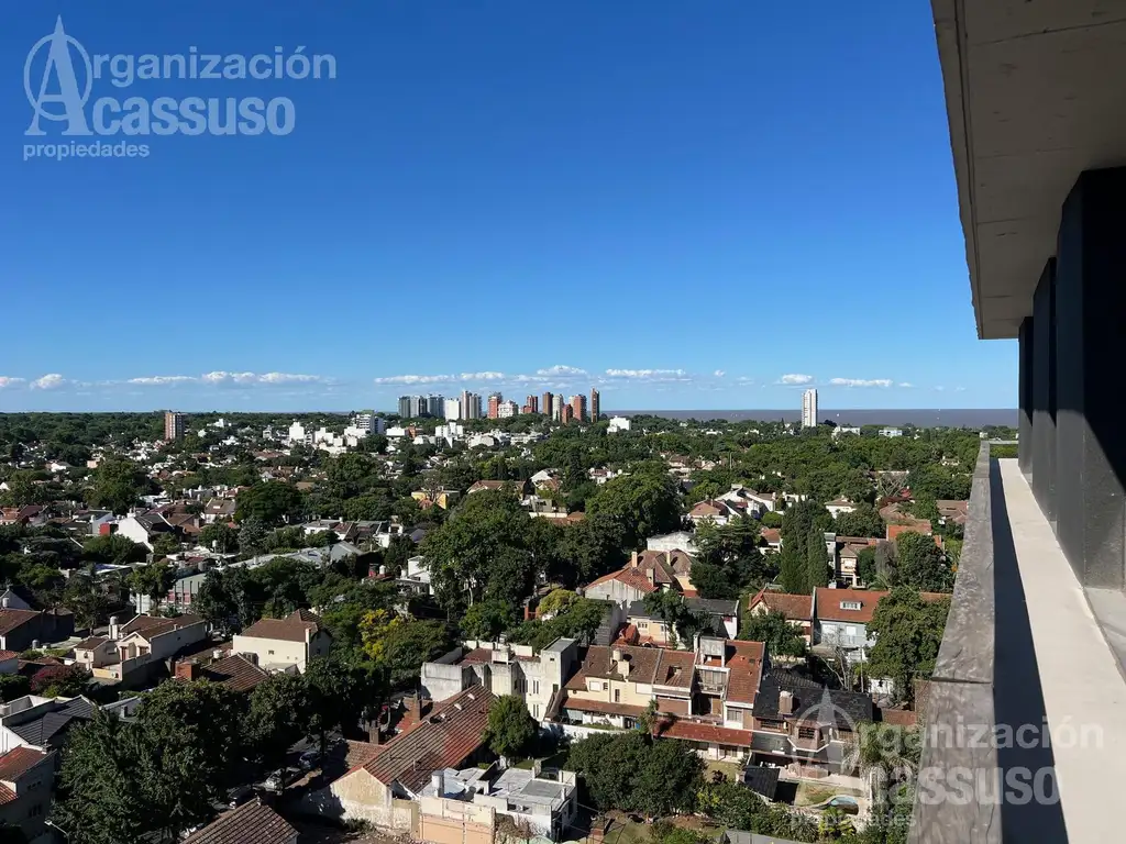 Departamento en  Alquiler - La Lucila - Piso Alto