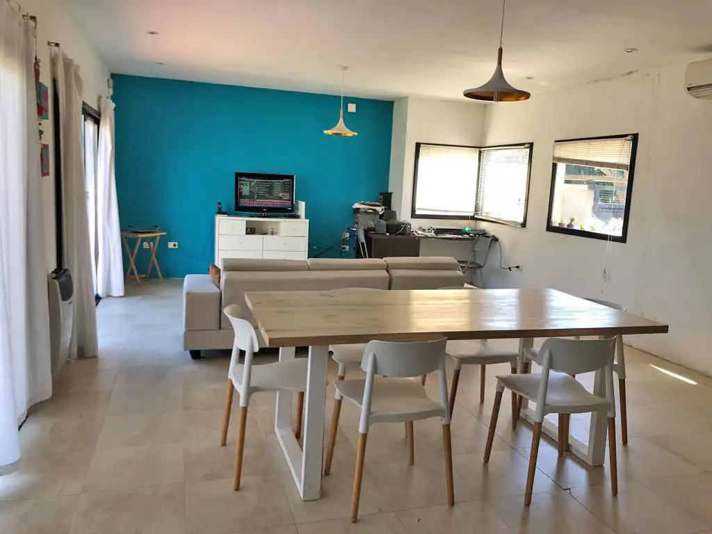 Casa de 2 dormitorios + Pileta en Alquiler - Villa del Plata - Ensenada