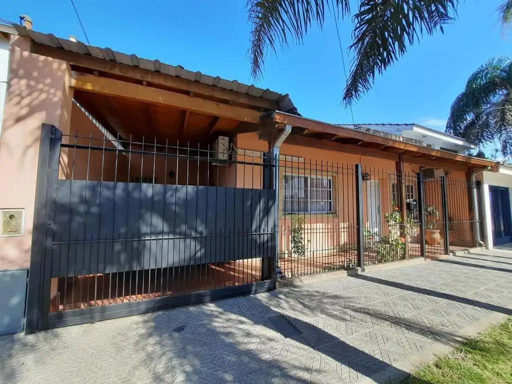 Venta Casa en Lote propio 3 ambientes, escucho ofertas!