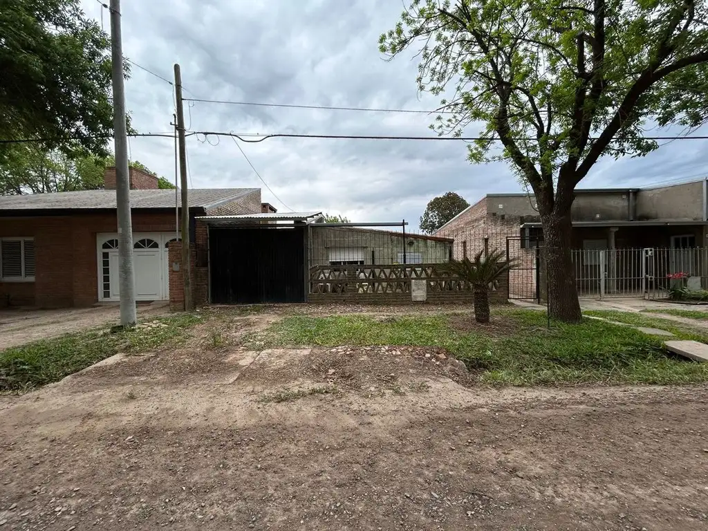 VENTA Casa en Esperanza, dos dormitorios.