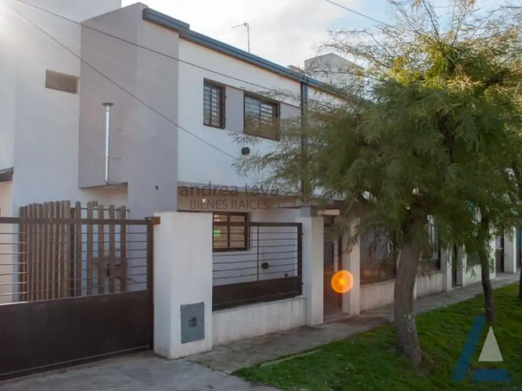 DUPLEX EN VENTA 