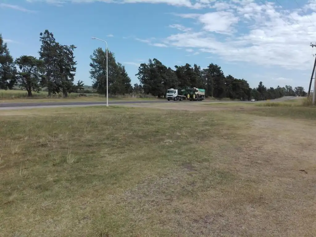 Fracción de 3 hectáreas. Sobre Ruta! - Entre Ríos