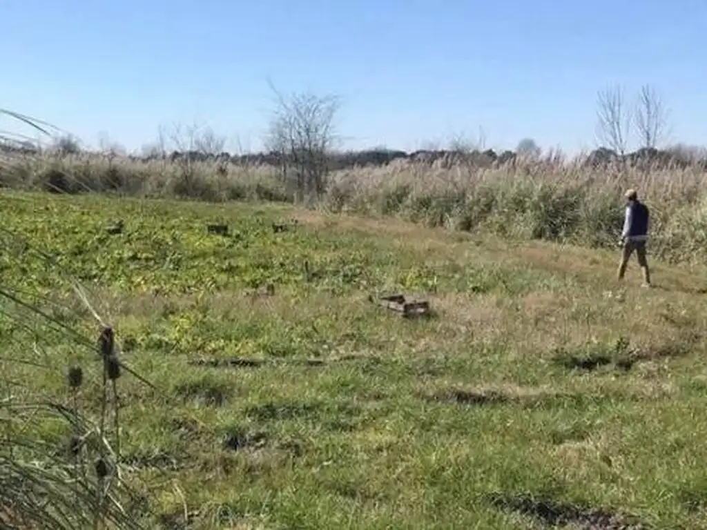 Importante Terreno en  Villa Astolfi, Pilar