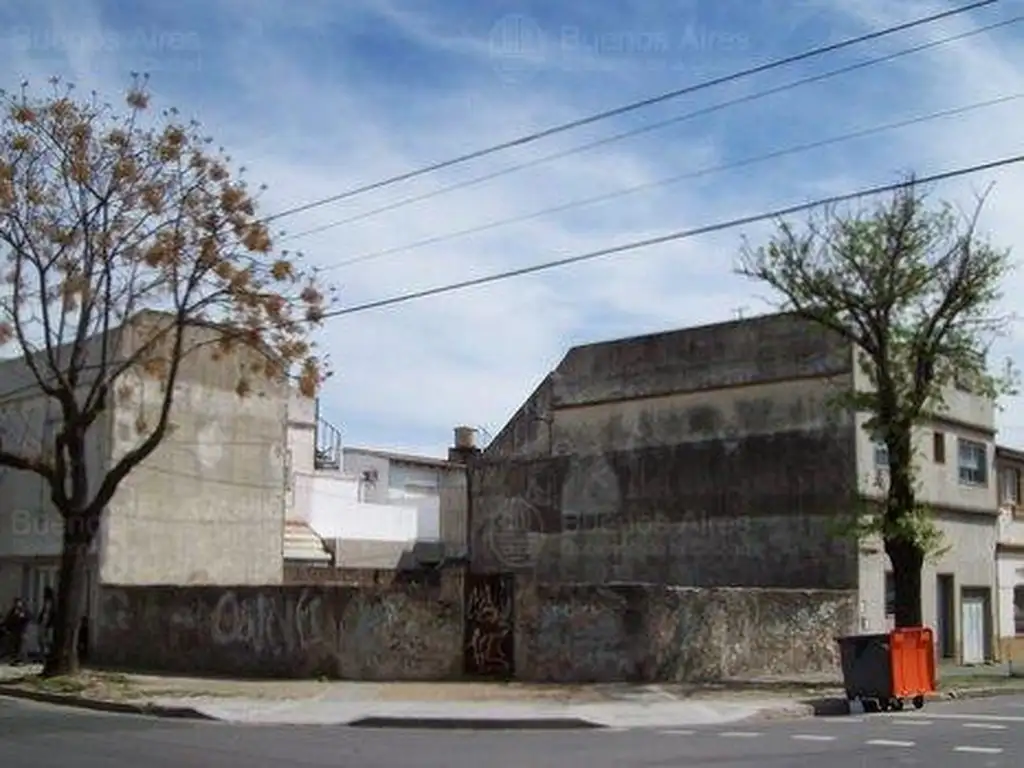 CARACAS esquina ASUNCIÓN