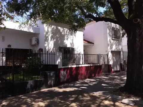 Casa - Venta - Argentina, Capital Federal - Fragueiro 500