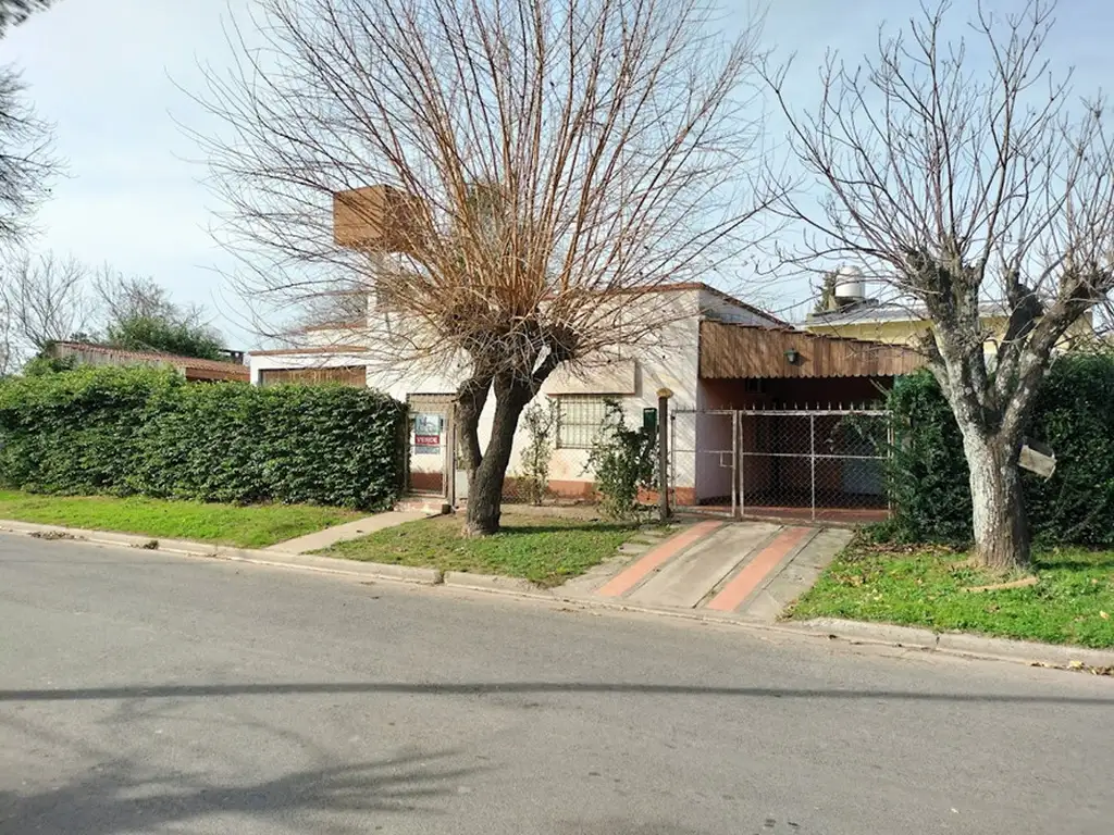 CASA EN VENTA EN LOS CARDALES