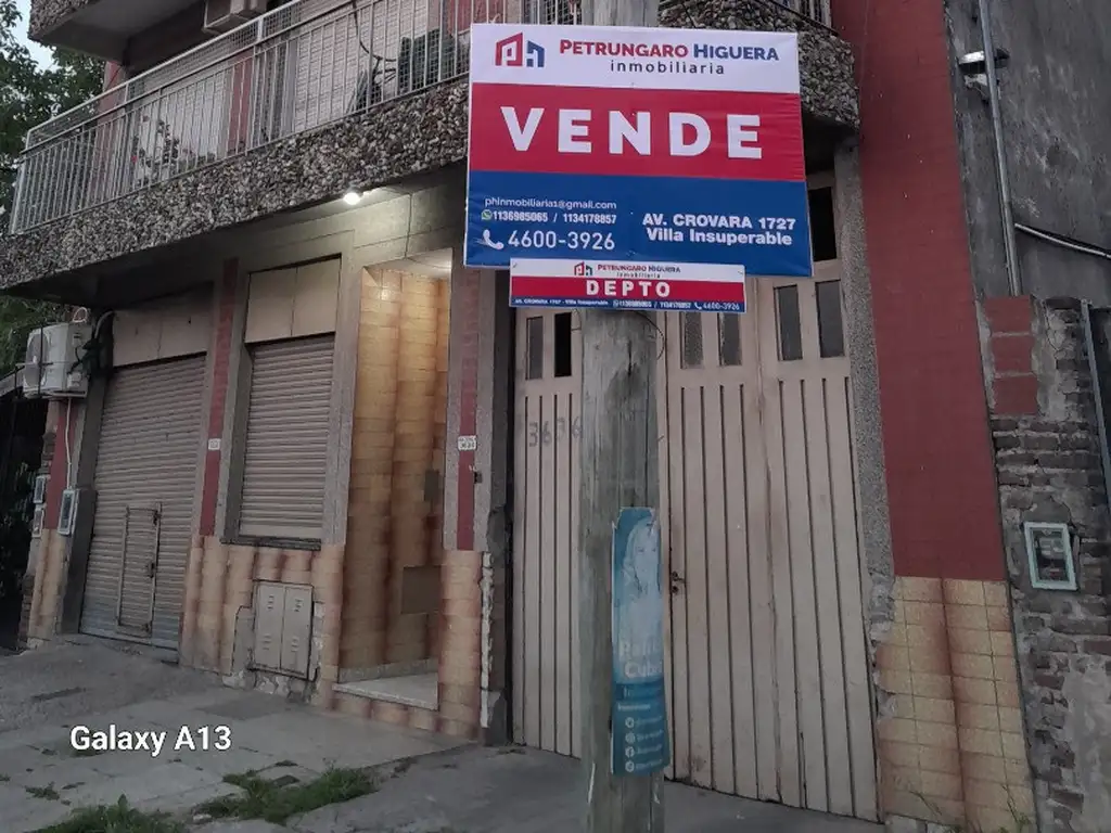 Venta de departamento de 2 amb. 1º piso cta.frente. a metros de J.M.de Rosas. Muy buen estado.