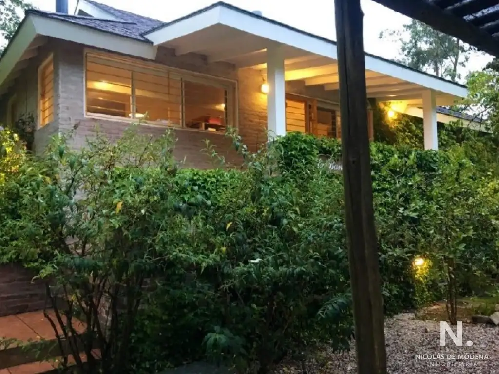 Hermosa casa con piscina en RincÃ³n del Indio