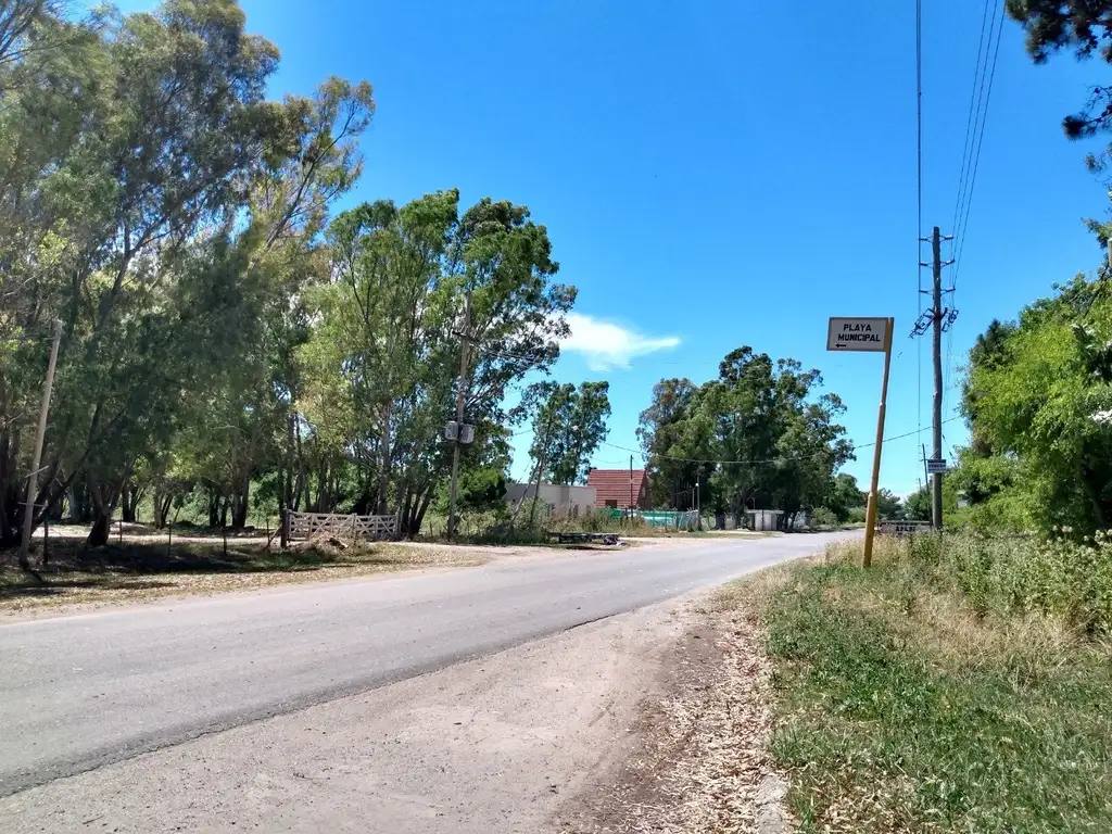 Oportunidad Campo de 33 hectareas, con 800 metros de playa sobre el rio de la Plata,