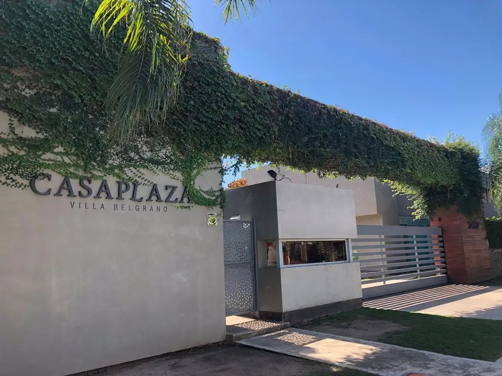 SE VENDE DUPLEX CASA PLAZA VILLA BELGRANO