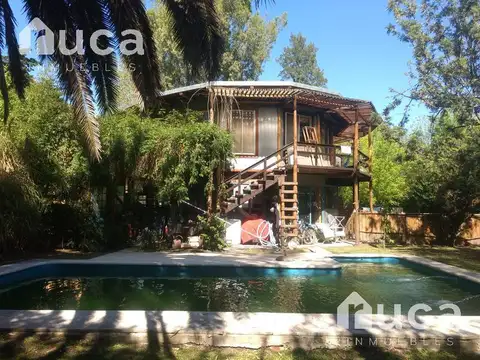 VENTA | CASA  Estilo Rustico, c/Jardin y Pileta   2 Cabañas | La Bota